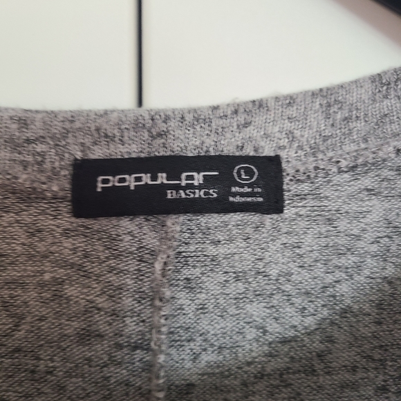 Large Grey Stretchy dress bell sleeves - Picture 3 of 6